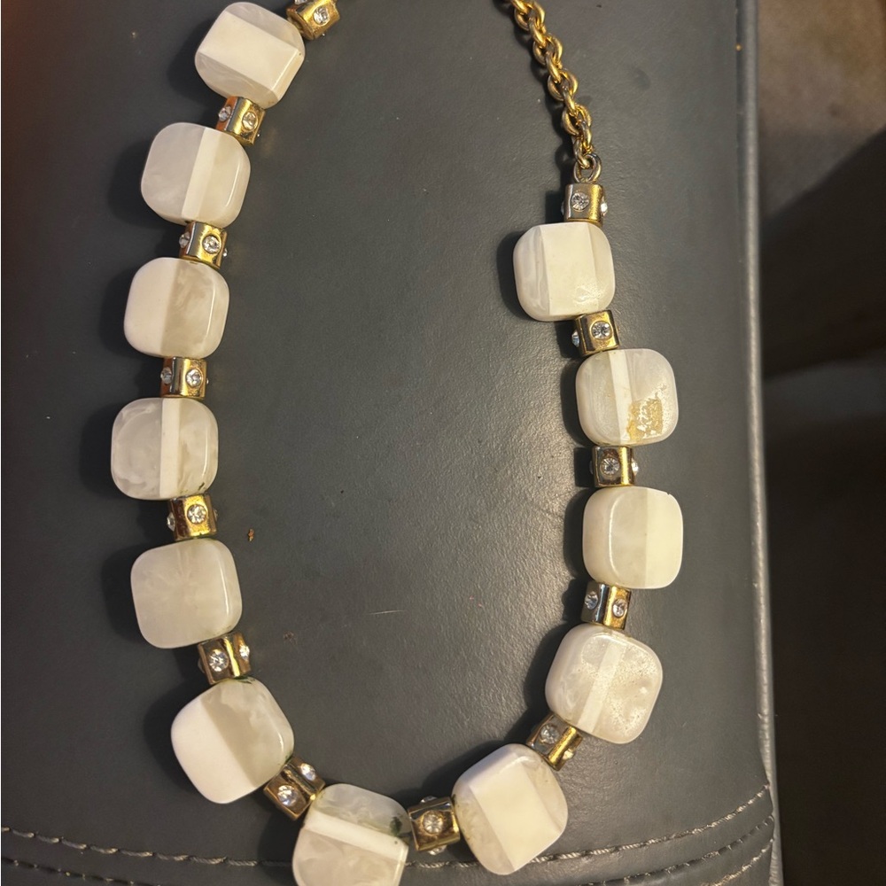 Kate Spade White and Gold necklace  w/crystal spacers